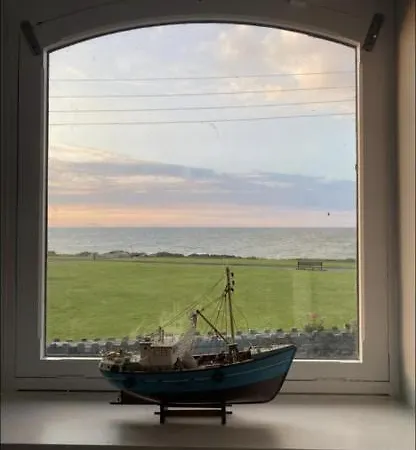 Seaview Terrace Apartment *